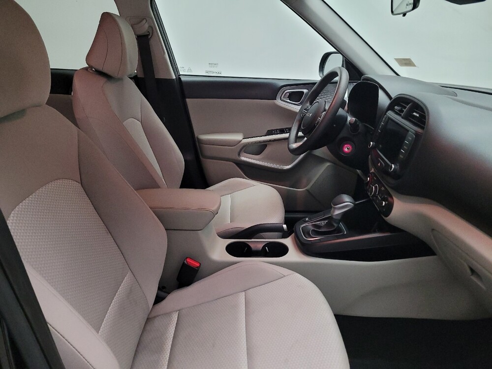 2023 Kia Soul in Riverside, CA 92504 - 18131970 21