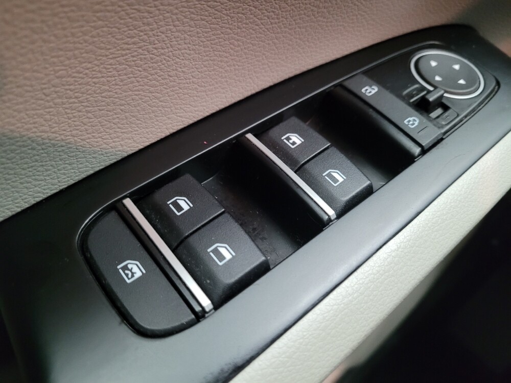 2023 Kia Soul in Riverside, CA 92504 - 18131970 27