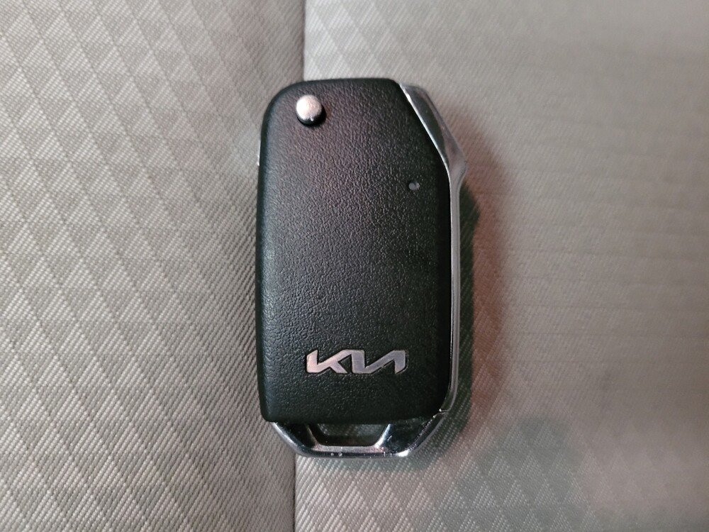 2023 Kia Soul in Riverside, CA 92504 - 18131970 32