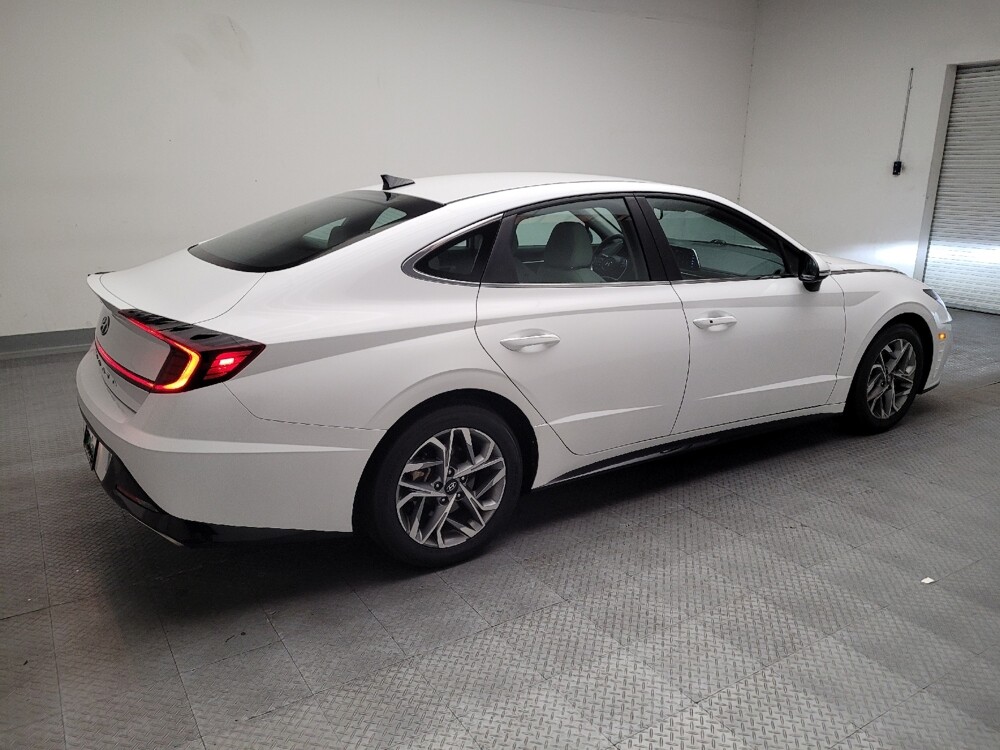 2023 Hyundai Sonata in Downey, CA 90241 - 18131972 10