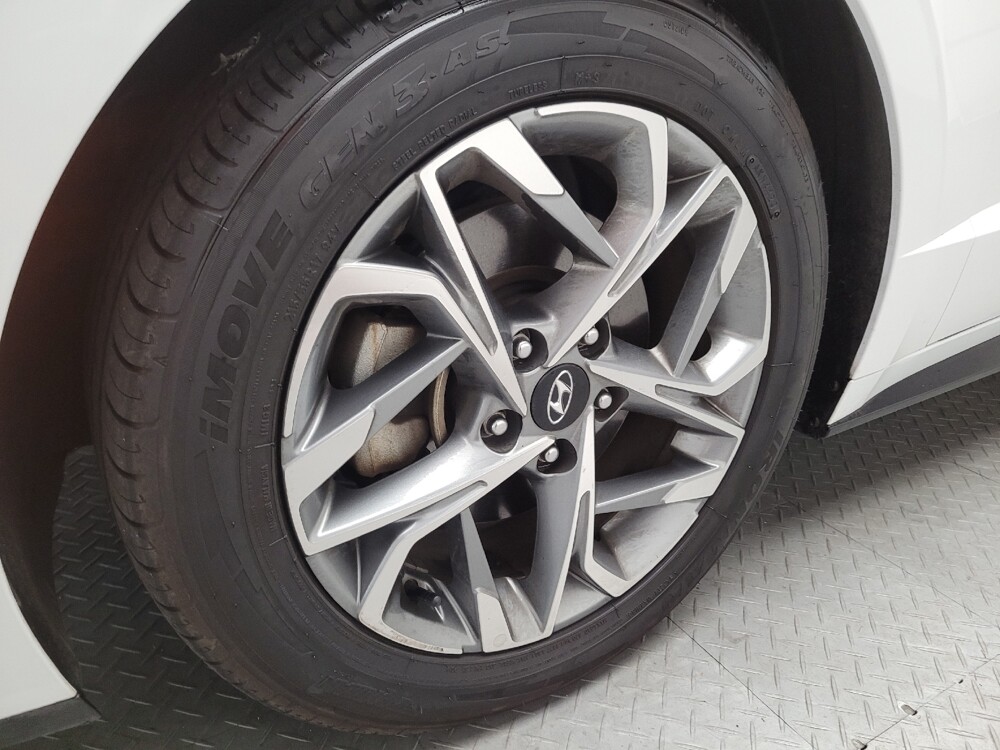 2023 Hyundai Sonata in Downey, CA 90241 - 18131972 31