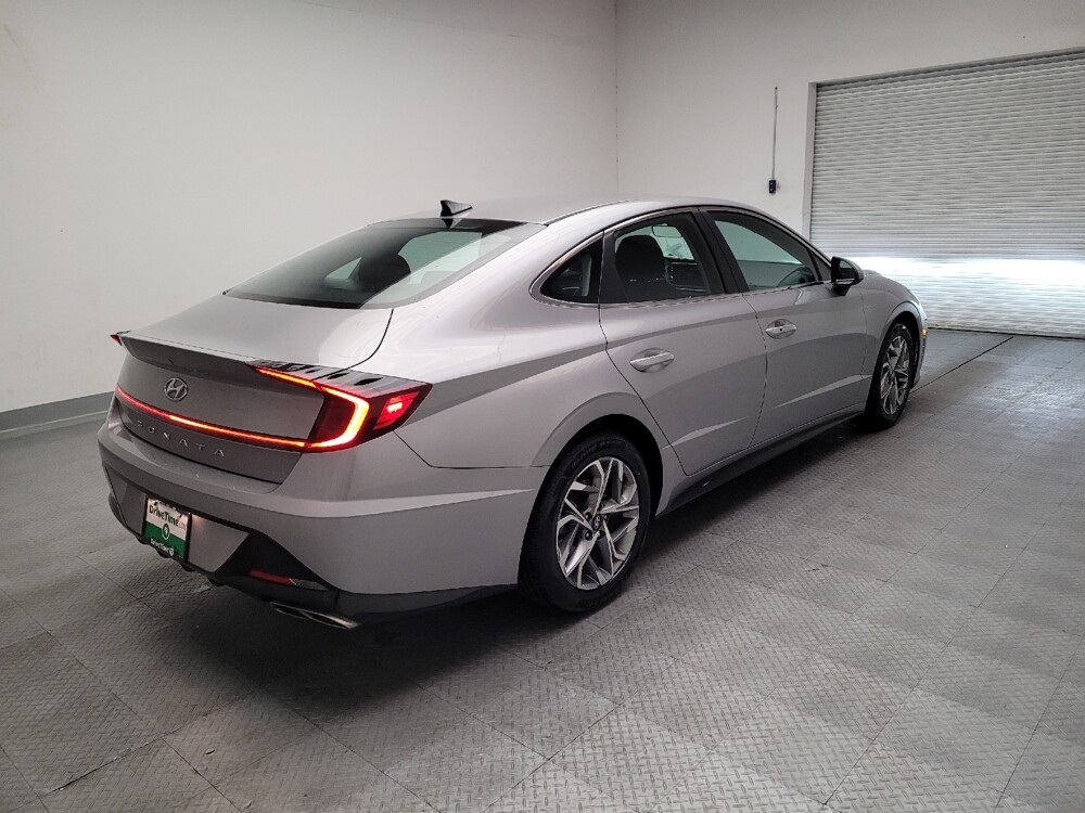 2023 Hyundai Sonata in Downey, CA 90241 - 18131975 9