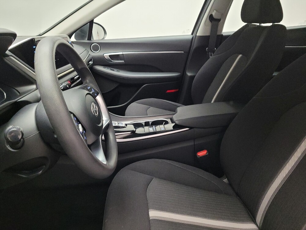2023 Hyundai Sonata in Downey, CA 90241 - 18131975 17