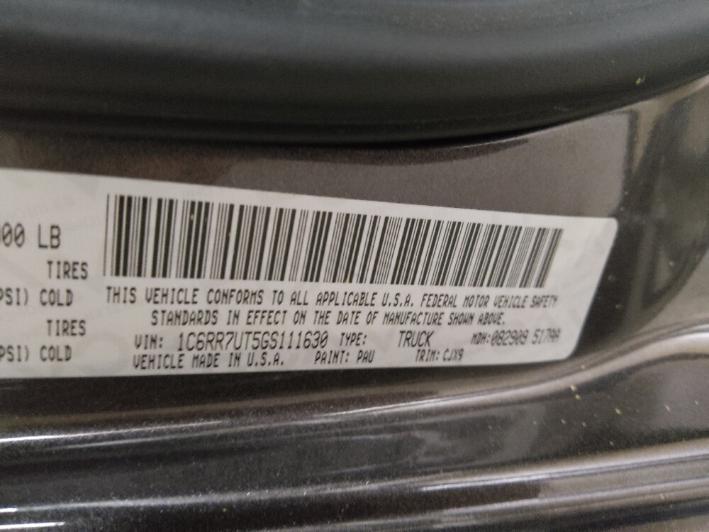 2016 RAM 1500 in Union City, GA 30291 - 18131986 33