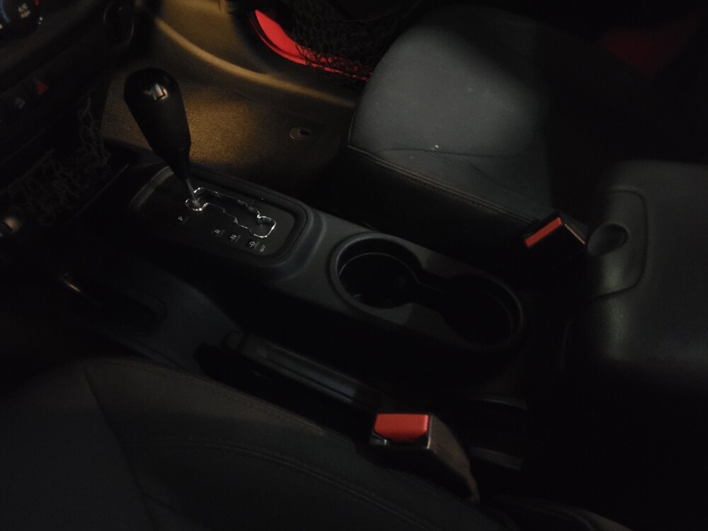 2015 Jeep Wrangler in Marietta, GA 30062 - 18131993 26