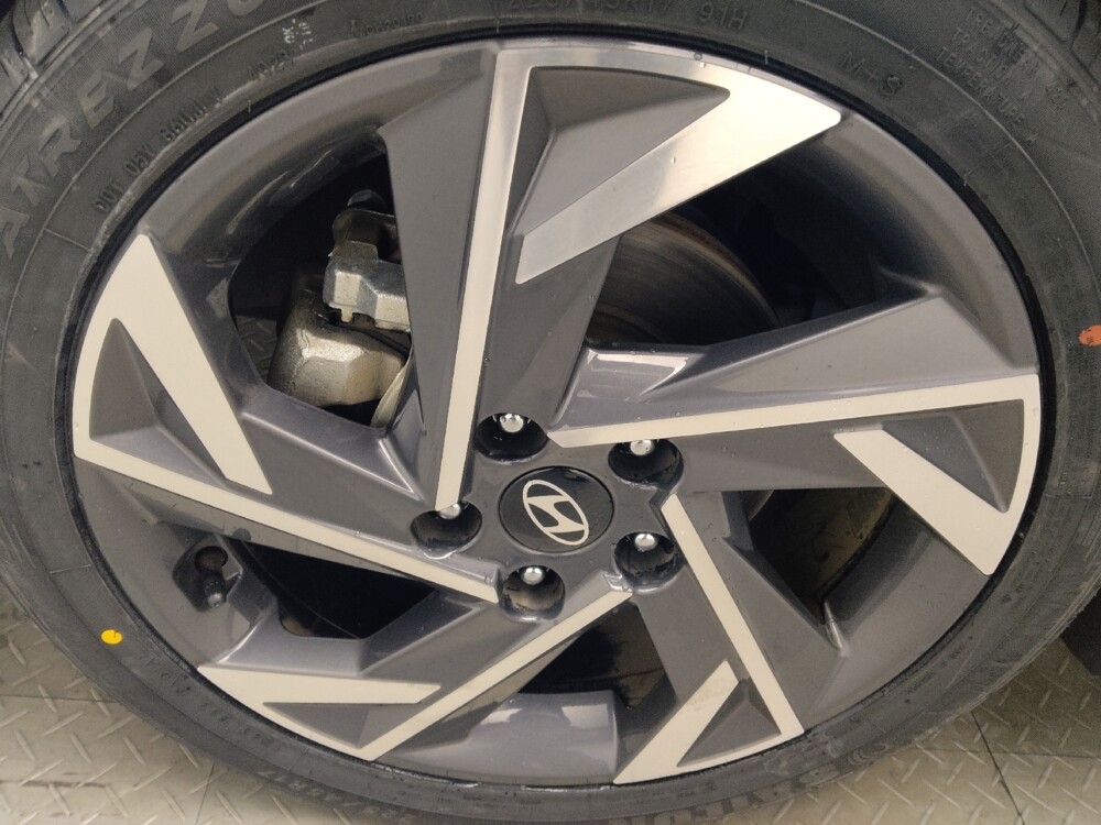 2025 Hyundai Elantra in Jackson, MS 39211 - 18131995 31