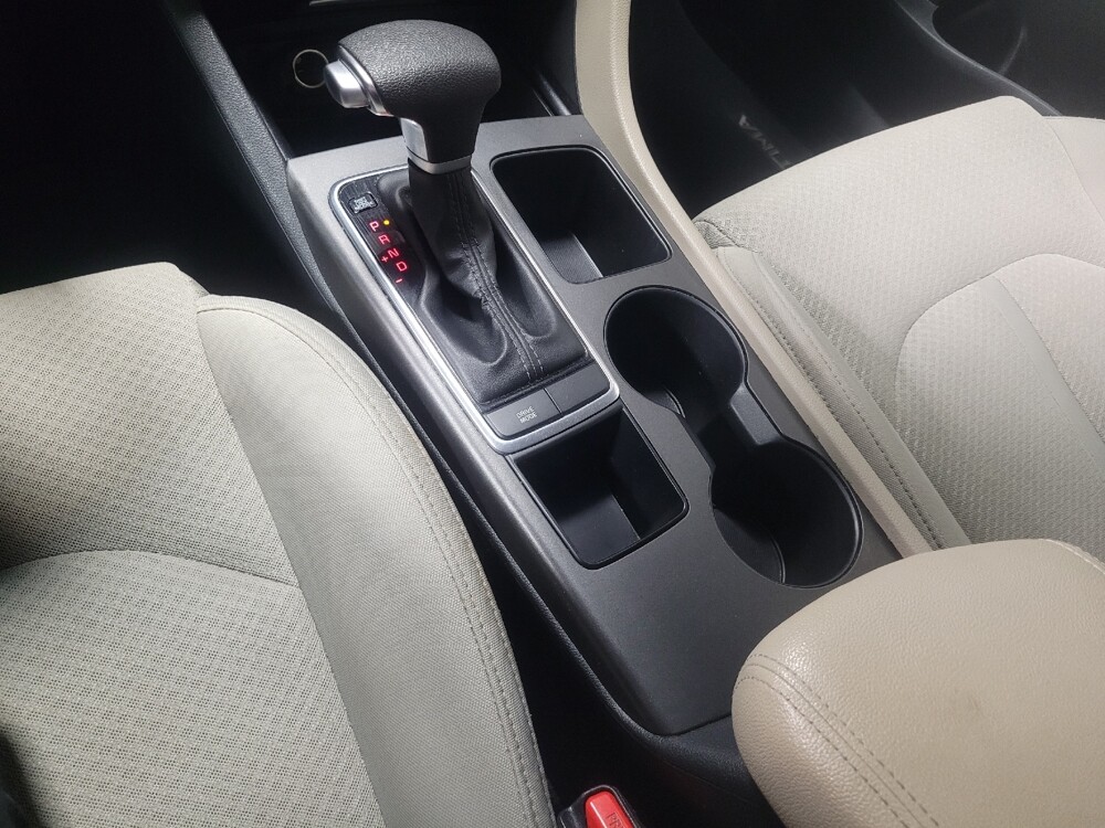 2018 Kia Optima in Chattanooga, TN 37421 - 18131998 26