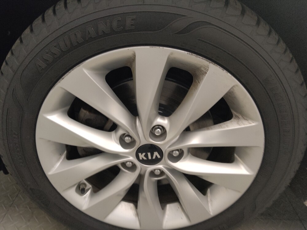 2018 Kia Optima in Chattanooga, TN 37421 - 18131998 31