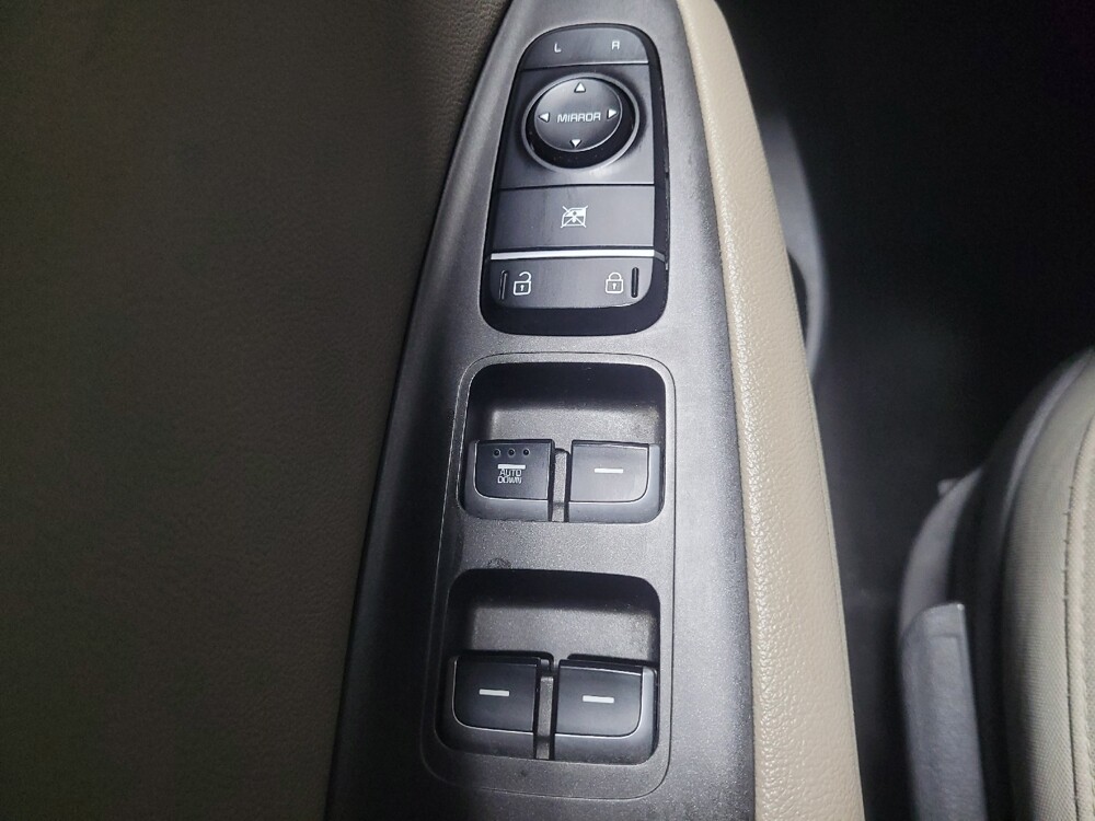 2018 Kia Optima in Chattanooga, TN 37421 - 18131998 27