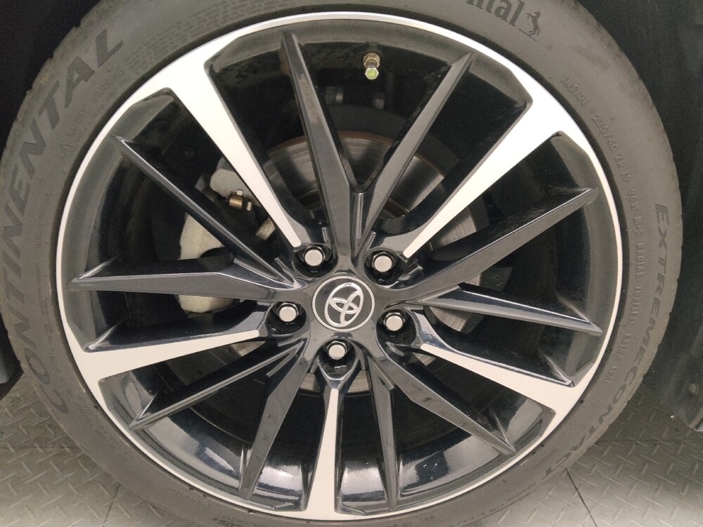 2018 Toyota Camry in Albany, GA 31705 - 18132000 31