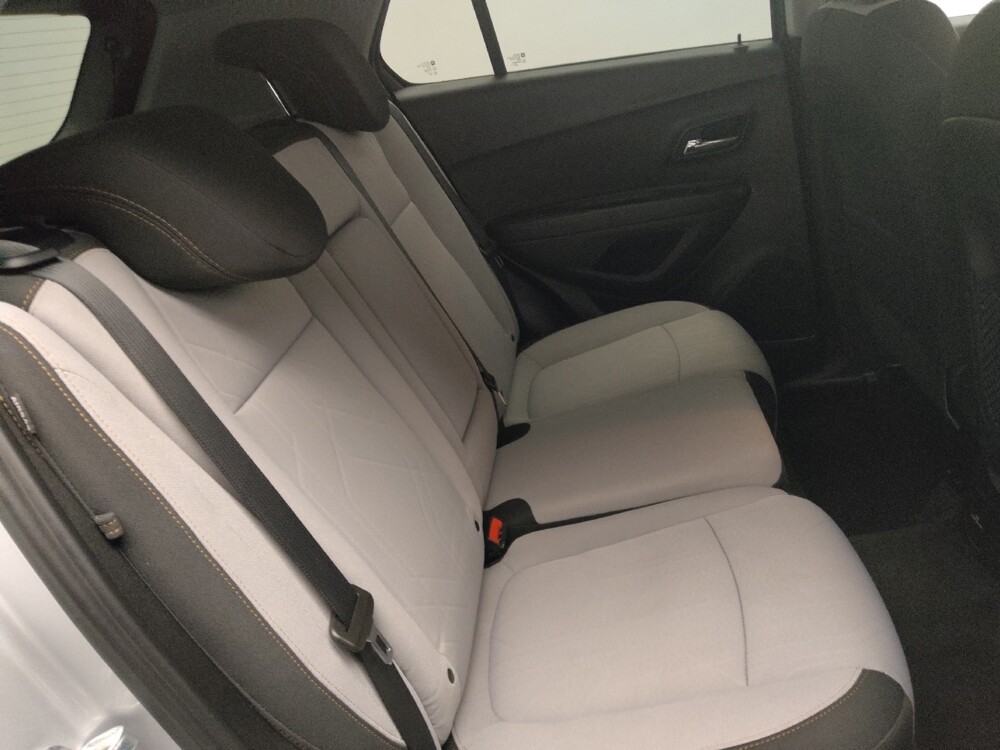 2020 Chevrolet Trax in Marietta, GA 30062 - 18132003 19