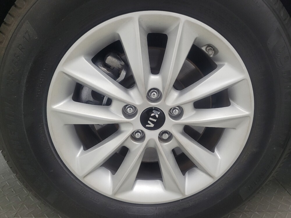 2019 Kia Sorento in Chattanooga, TN 37421 - 18132005 31