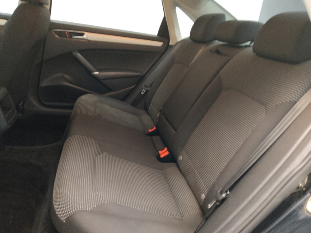 2017 Volkswagen Passat in Stone Mountain, GA 30083 - 18132009 18