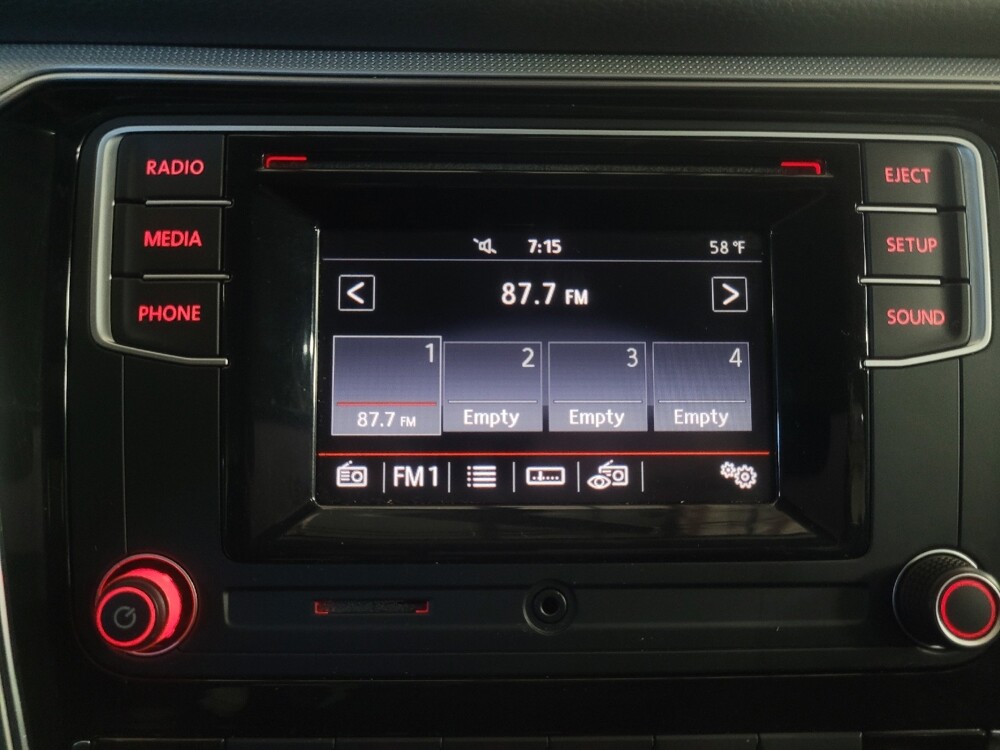 2017 Volkswagen Passat in Stone Mountain, GA 30083 - 18132009 25