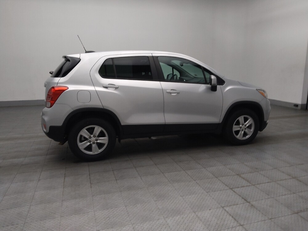 2020 Chevrolet Trax in Union City, GA 30291 - 18132012 10