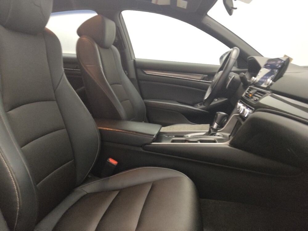 2018 Honda Accord in Athens, GA 30606 - 18132016 21