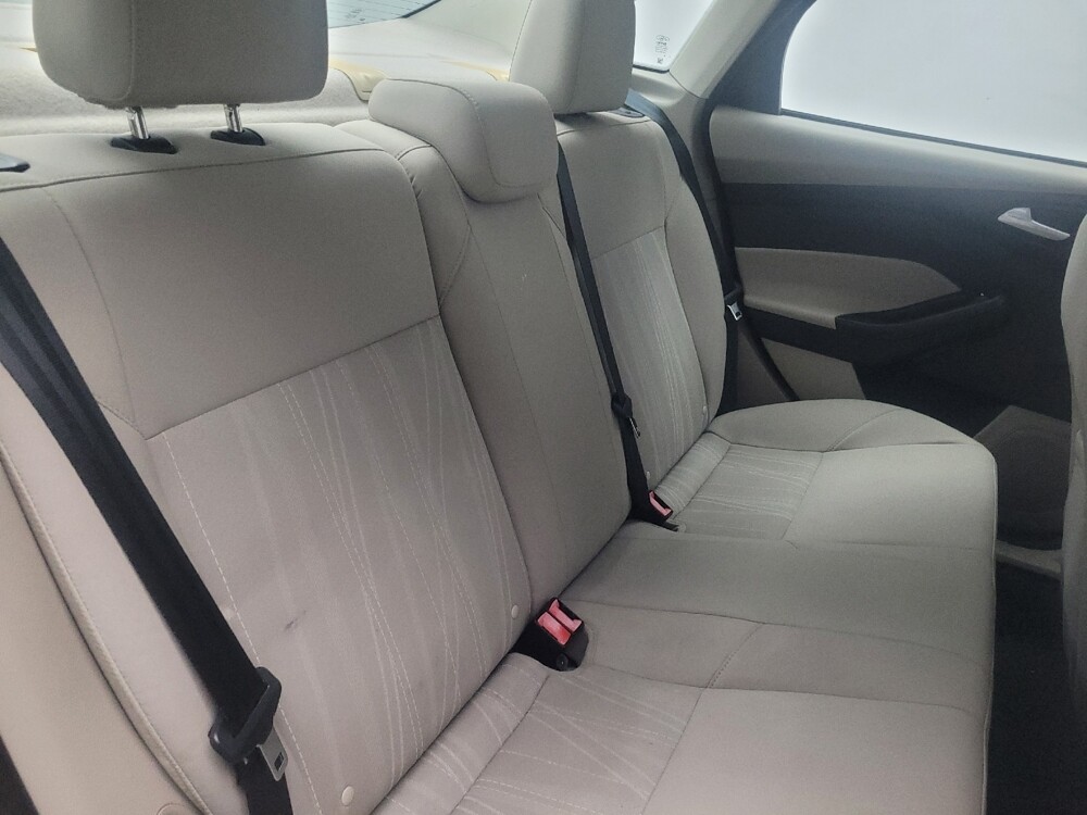 2015 Ford Focus in Albany, GA 31705 - 18132019 19