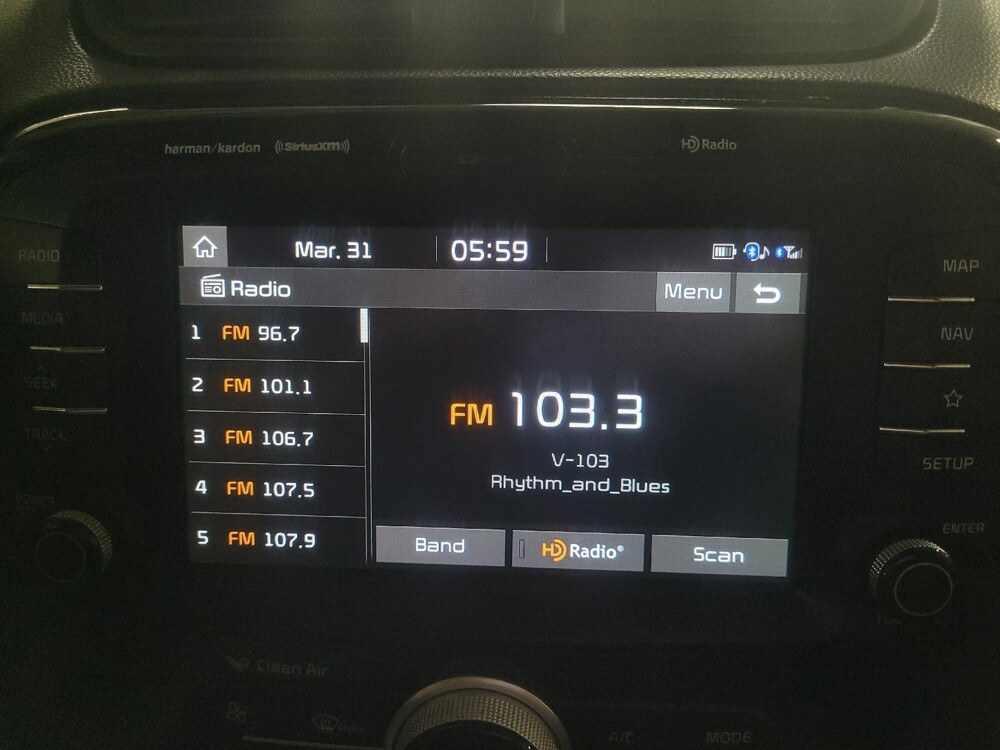 2019 Kia Soul in Marietta, GA 30062 - 18132021 25