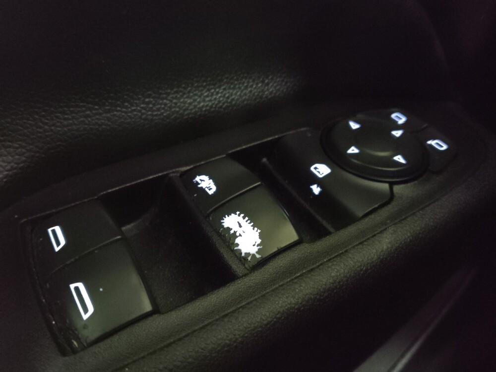 2019 Chevrolet Equinox in Conyers, GA 30094 - 18132027 27