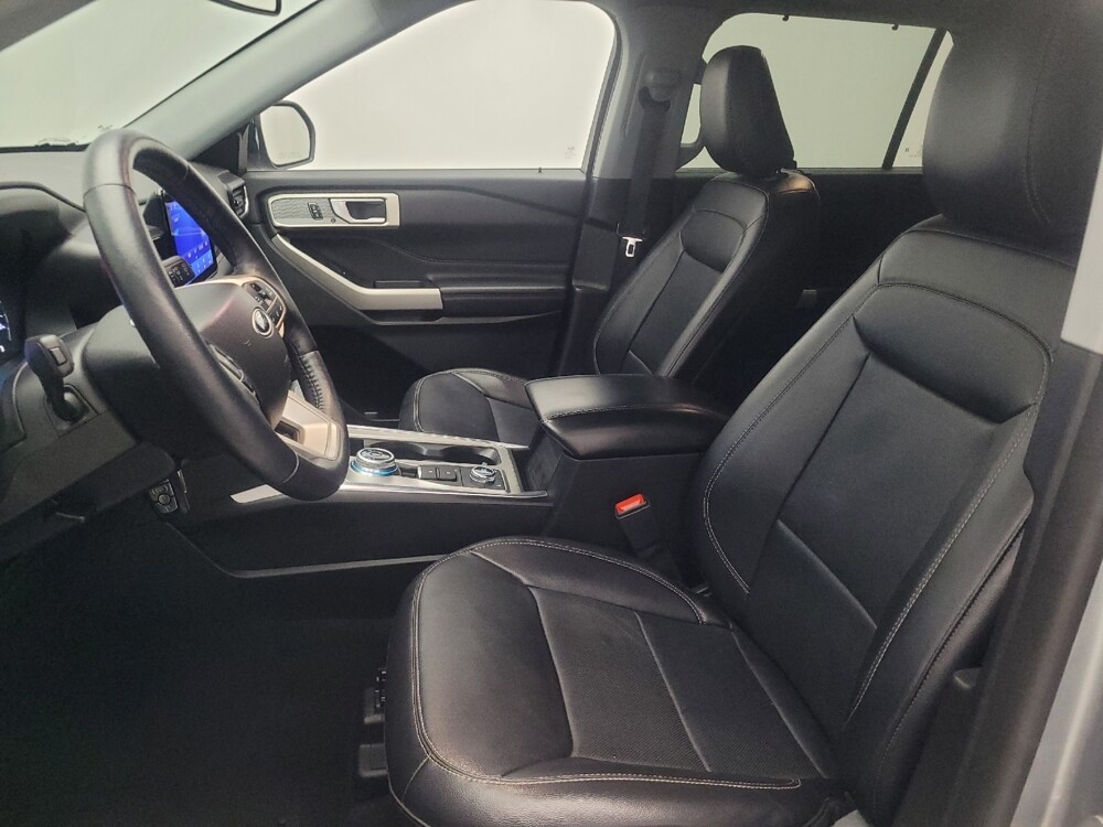 2023 Ford Explorer in Marietta, GA 30062 - 18132034 17