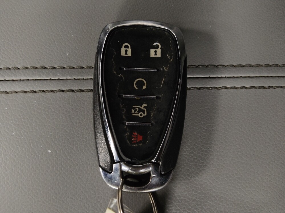 2019 Chevrolet Malibu in Union City, GA 30291 - 18132035 32