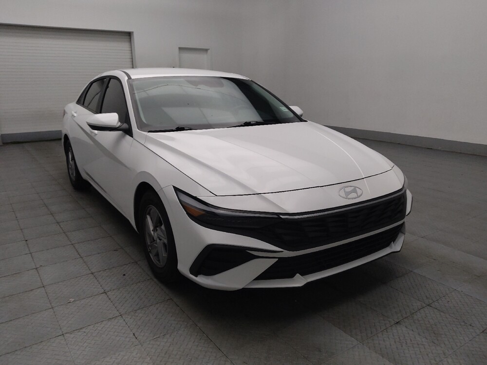2025 Hyundai Elantra in Stone Mountain, GA 30083 - 18132039 13