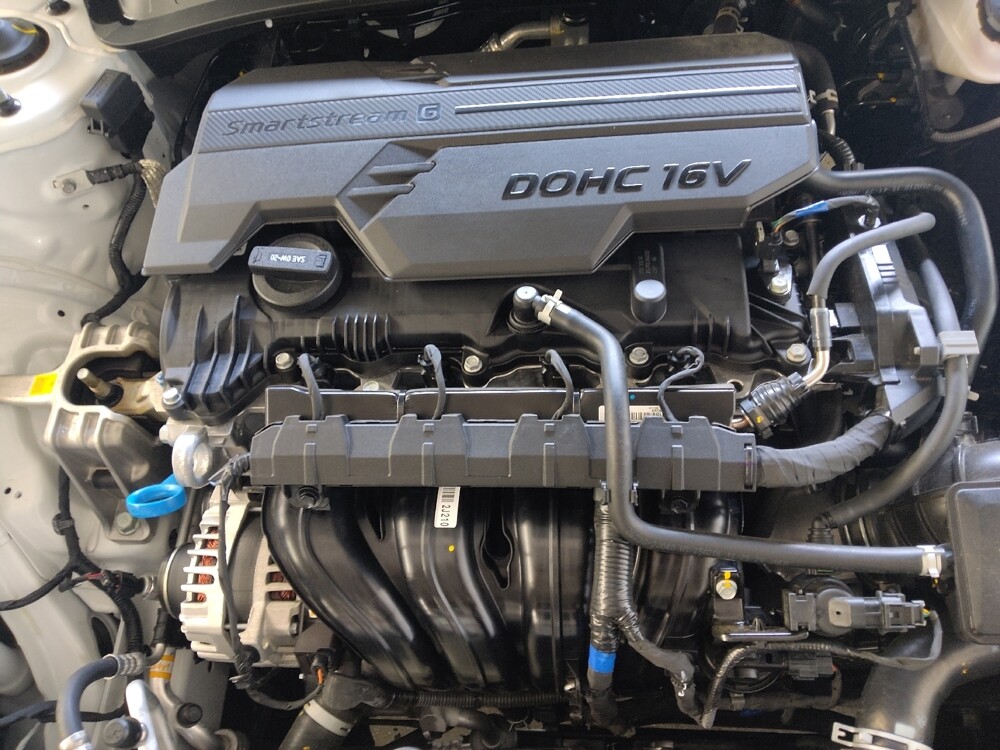 2025 Hyundai Elantra in Stone Mountain, GA 30083 - 18132039 30