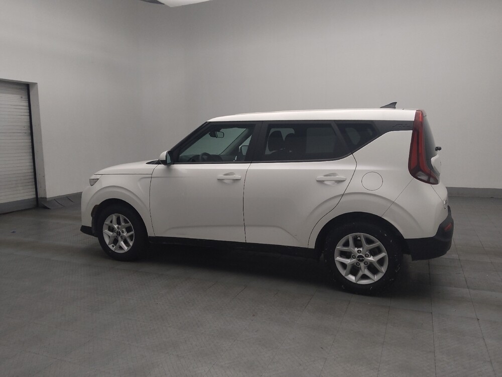 2022 Kia Soul in Union City, GA 30291 - 18132042 3