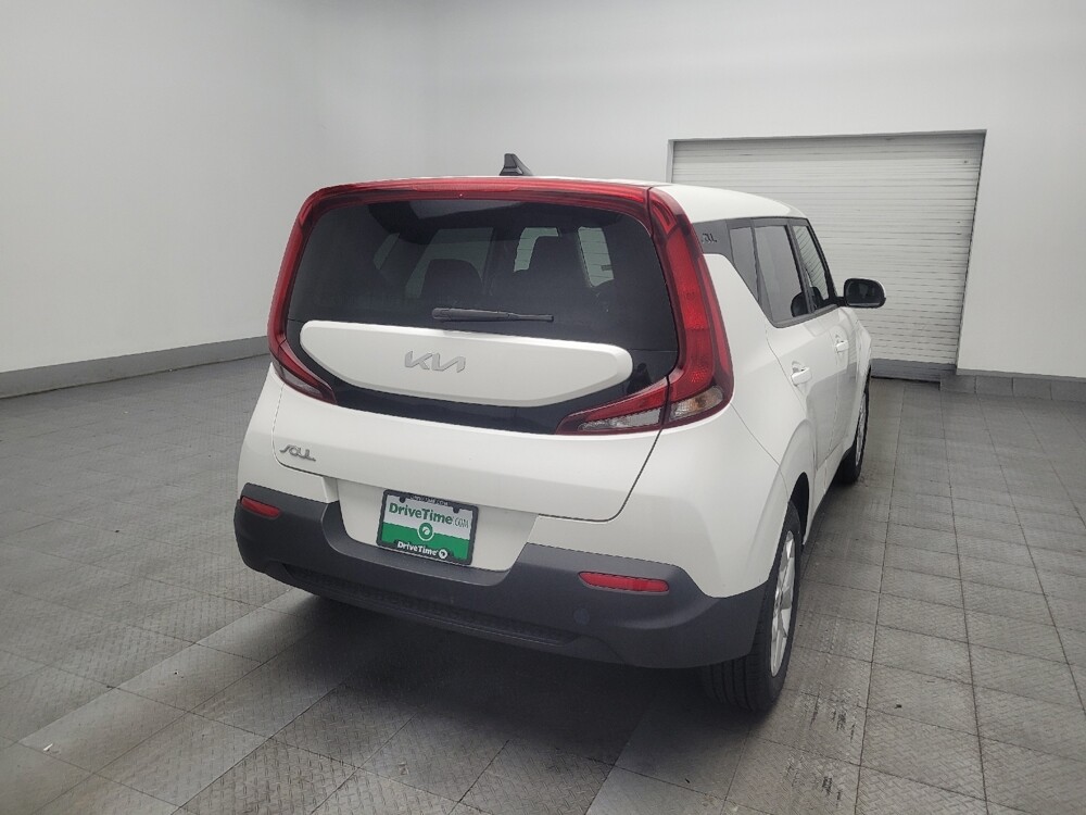 2022 Kia Soul in Union City, GA 30291 - 18132042 9