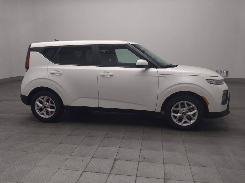 2022 Kia Soul in Union City, GA 30291 - 18132042 11