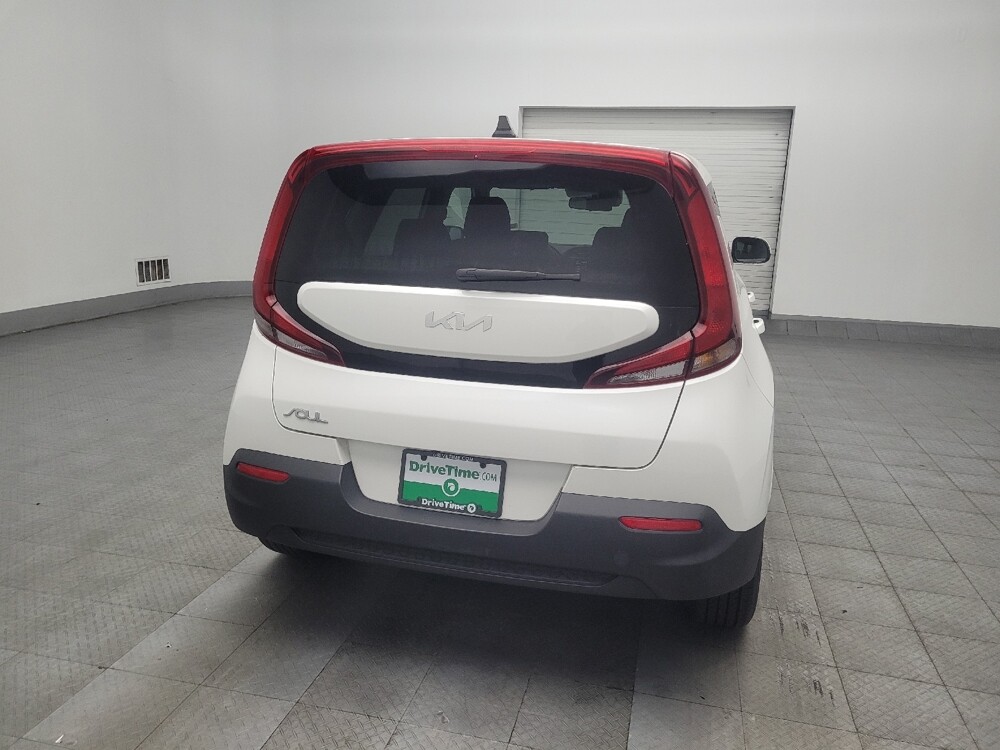 2022 Kia Soul in Union City, GA 30291 - 18132042 7