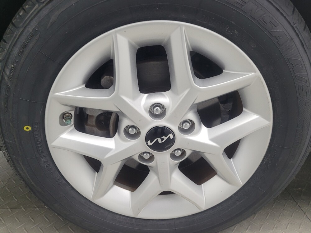 2022 Kia Soul in Union City, GA 30291 - 18132042 31