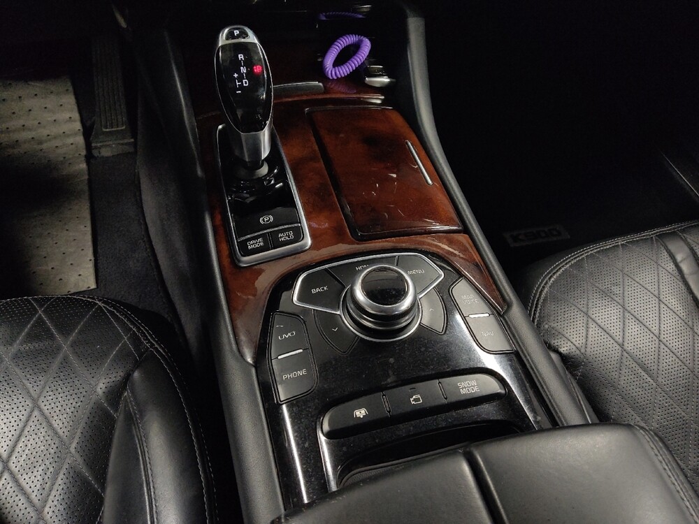 2017 Kia K900 in Jackson, MS 39211 - 18132045 26