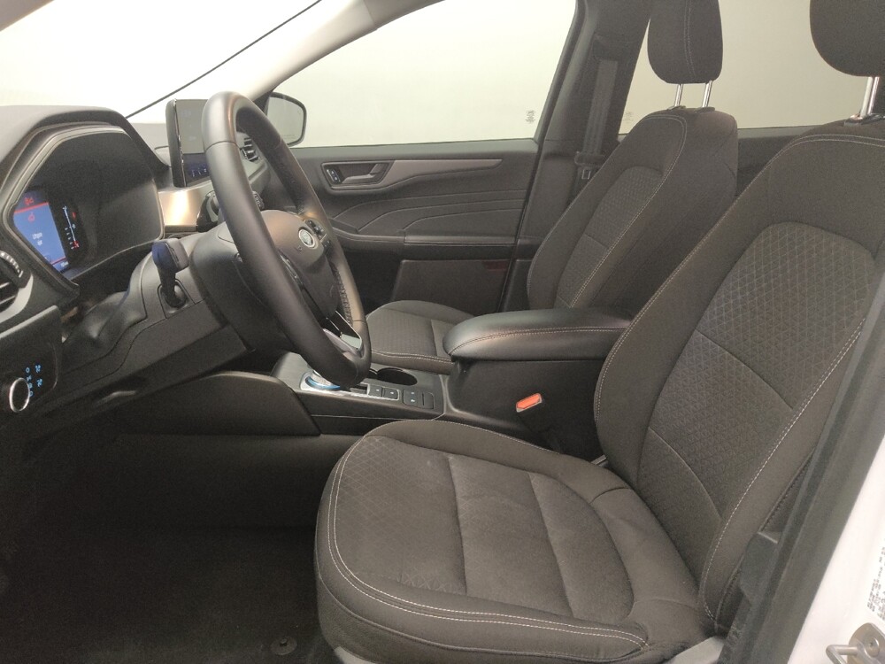2024 Ford Escape in Fort Worth, TX 76116 - 18132048 17