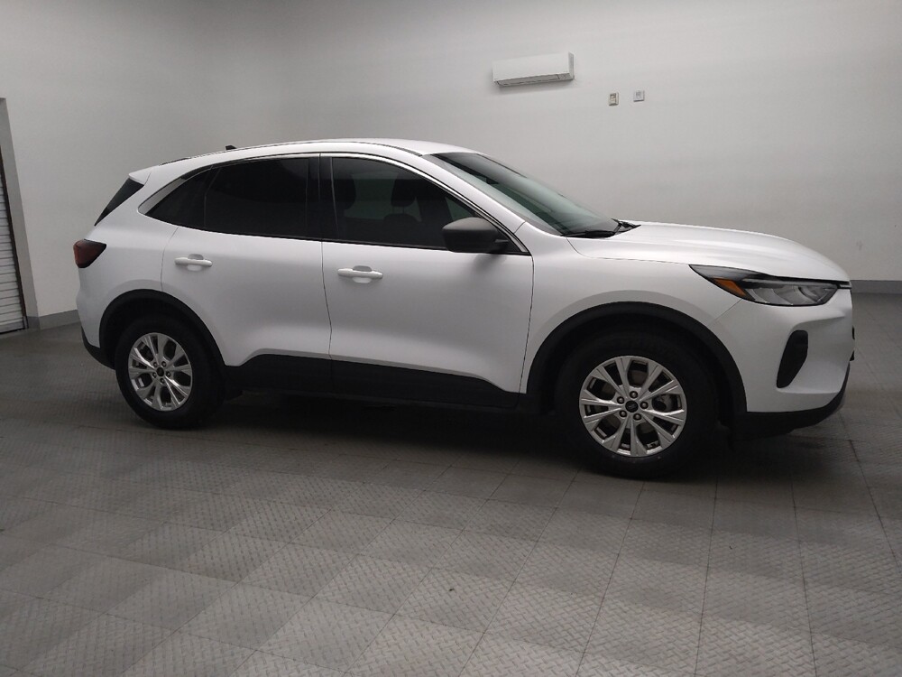 2024 Ford Escape in Fort Worth, TX 76116 - 18132048 11
