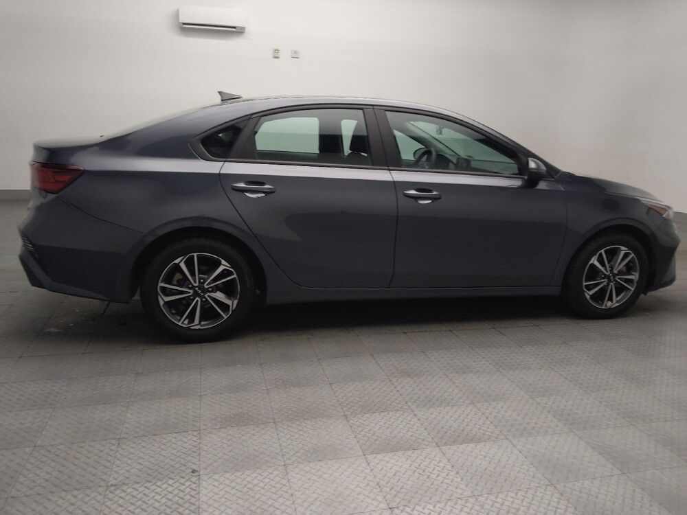 2023 Kia Forte in Plano, TX 75074 - 18132053 10