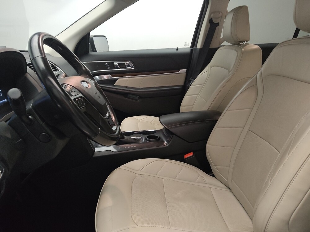 2019 Ford Explorer in Lubbock, TX 79424 - 18132059 17