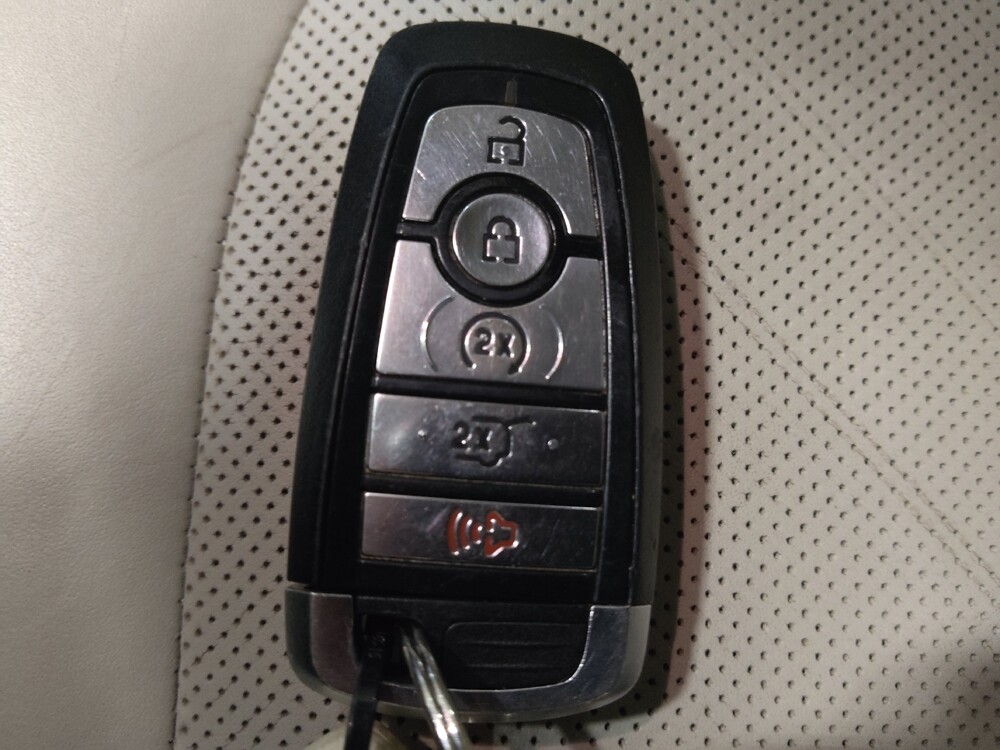 2019 Ford Explorer in Lubbock, TX 79424 - 18132059 32