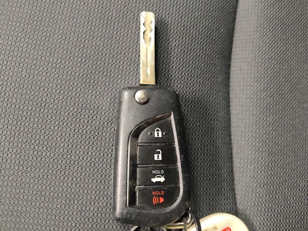 2021 Toyota Corolla in San Antonio, TX 78238 - 18132061 32