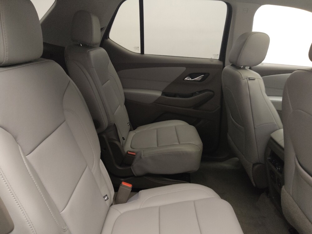 2019 Chevrolet Traverse in Arlington, TX 76011 - 18132075 19