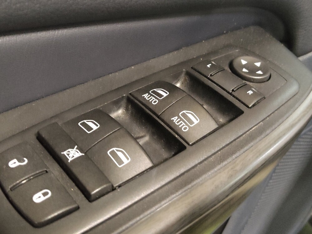 2016 Jeep Cherokee in Arlington, TX 76011 - 18132076 27