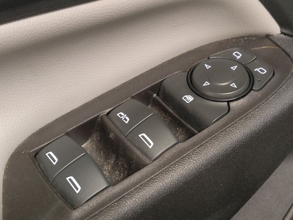 2021 Chevrolet Equinox in Arlington, TX 76011 - 18132077 27