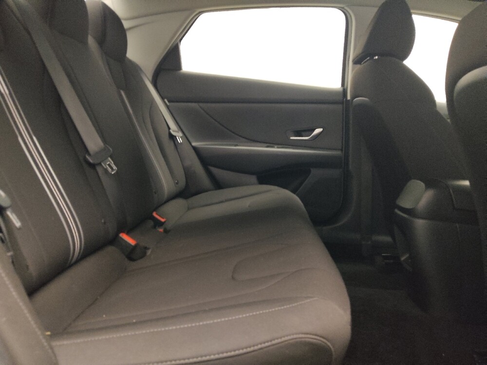 2024 Hyundai Elantra in Arlington, TX 76011 - 18132080 19