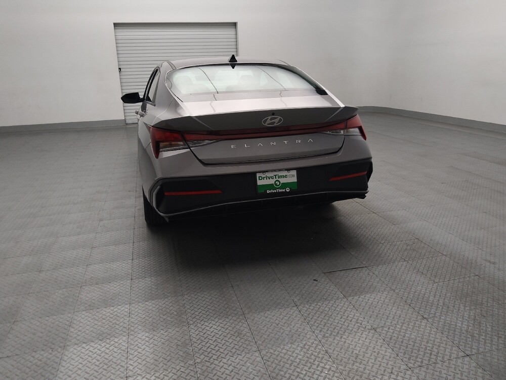 2024 Hyundai Elantra in Arlington, TX 76011 - 18132080 6