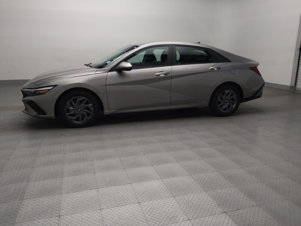 2024 Hyundai Elantra in Arlington, TX 76011 - 18132080 2