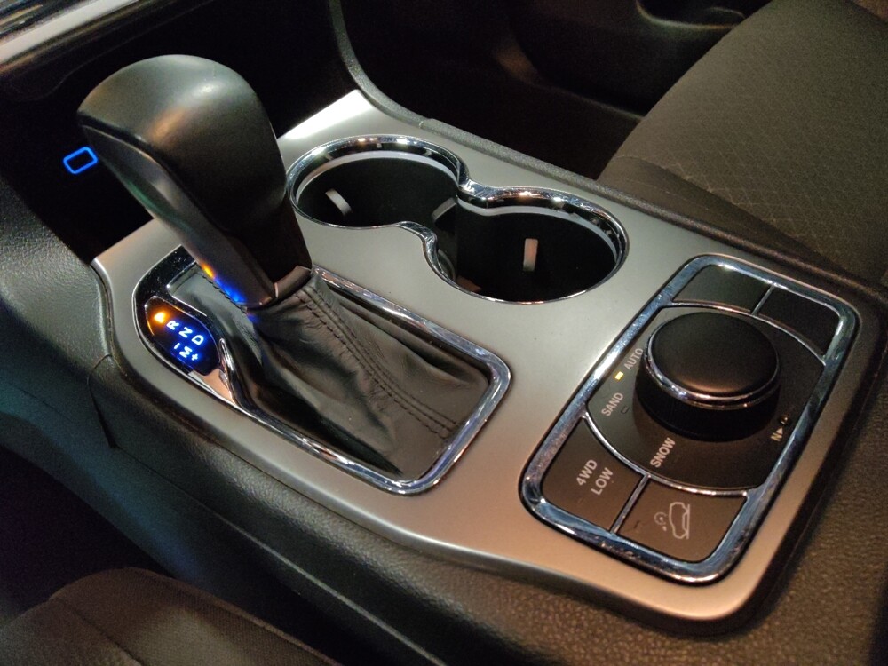 2019 Jeep Grand Cherokee in Glendale, AZ 85301 - 18132087 26