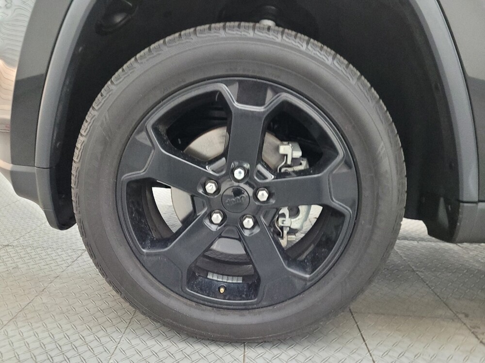 2019 Jeep Grand Cherokee in Glendale, AZ 85301 - 18132087 31