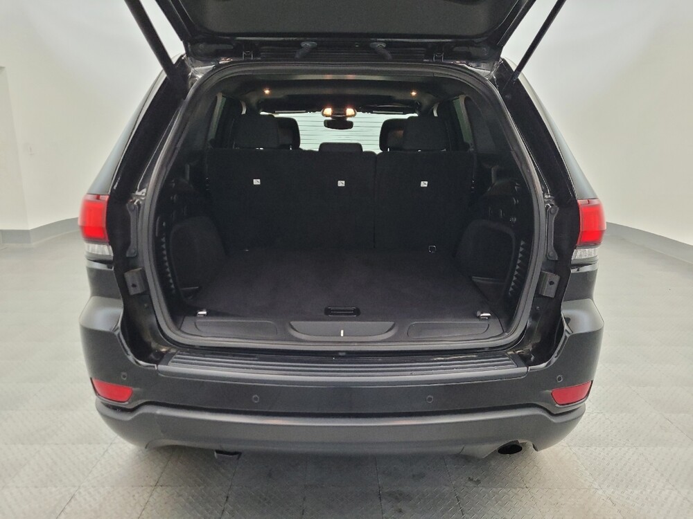 2019 Jeep Grand Cherokee in Glendale, AZ 85301 - 18132087 29