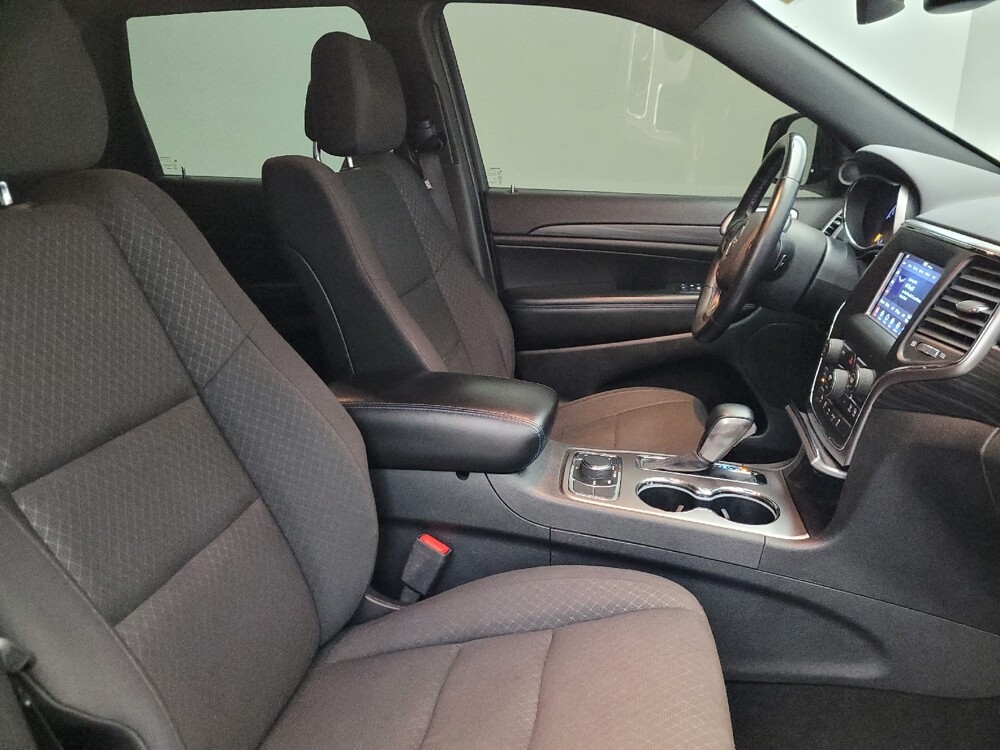 2019 Jeep Grand Cherokee in Glendale, AZ 85301 - 18132087 21