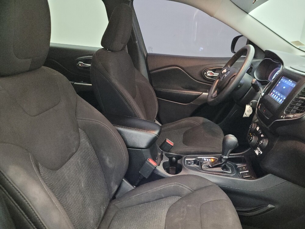 2020 Jeep Cherokee in Chandler, AZ 85225 - 18132089 21